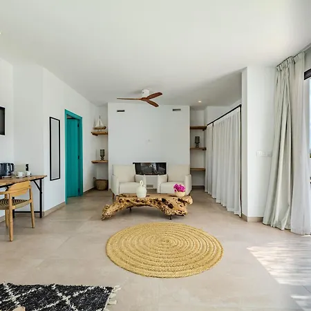 Boutique Mi Almazara Hotel 4*